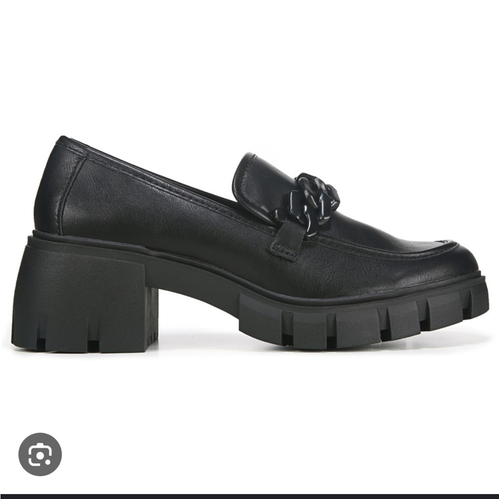 Madden Girl Hoxton Chain Lug Sole Platform Loafers Bl… Gem